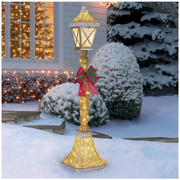 Christmas decor lamp post