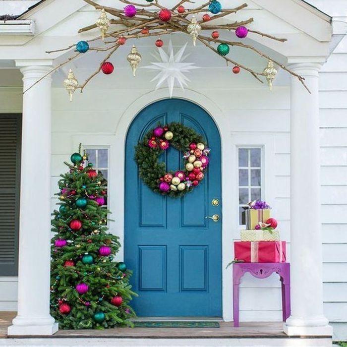 Door decorations christmas decor front gift decorating decorate wrapped house